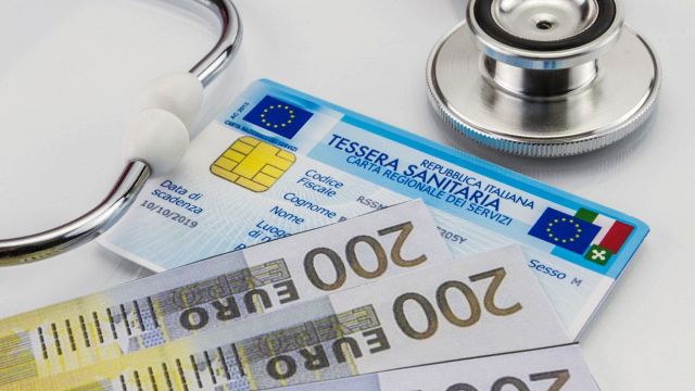 La truffa della tessera sanitaria