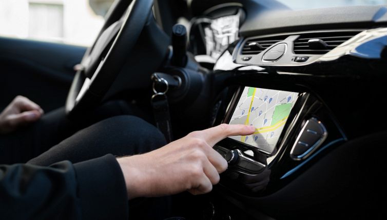 Vuoi risparmiare carburante (e soldi)? Ti aiuta Google Maps