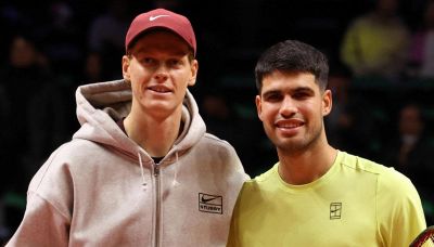 Sinner vince la 'strana' sfida con Alcaraz, Medvedev e Rublev