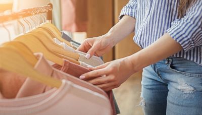 Sostanze tossiche nei vestiti: quali sono e come eliminarle