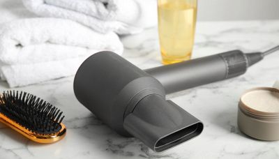 I 10 usi inattesi del phon che ci renderanno la vita più facile