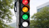 Rivoluzione al semaforo, arriva il colore bianco: a che serve