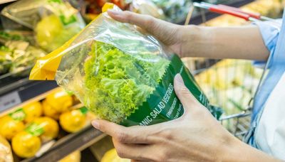 Insalata in busta e rischi per la salute: cosa dobbiamo sapere