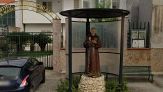 Macchia inspiegabile sulla statua di Padre Pio, la Curia la porta via