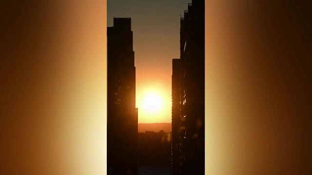 'Manhattanhenge', show a New York