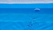Sicurezza in piscina, i rischi dei bocchettoni di aspirazione