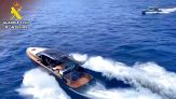 Rubano e fuggono con uno yacht da 1 milione di dollari: l'inseguimento è da film