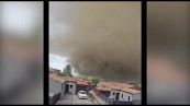 Francia, violento tornado colpisce abitazioni a Pomas: il video è pauroso
