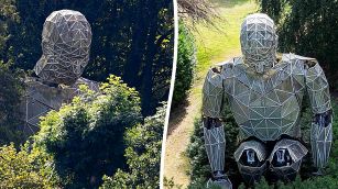 Robot gigante fra i boschi: il mistero dei Take That diventa virale