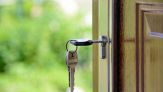 Aceto bianco sulle chiavi di casa: a cosa serve e perché usarlo