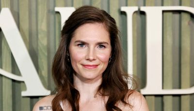 Amanda Knox, cosa fa oggi: carriera, marito e i rapporti con Raffaele Sollecito