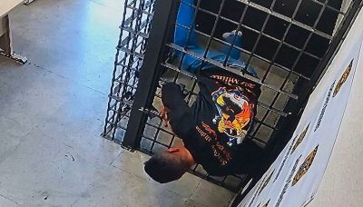 Il detenuto 'contorsionista': la fuga è da circo