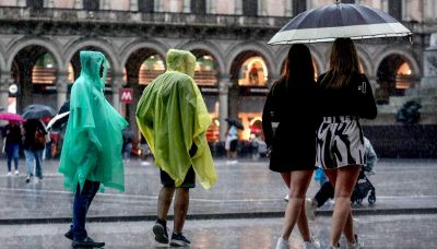 Malattia della pioggia, allarme in Europa: i sintomi e come difendersi