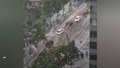 Violenta grandinata e tornado devastano la città: il video da brividi