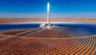 Il nuovo impianto energetico cinese sembra una base spaziale