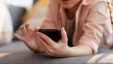La Grecia vieta i social ai minori: i Paesi con restrizioni e la situazione in Italia