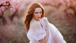 Dietro la maschera, l'anima segreta della Donna Cancro