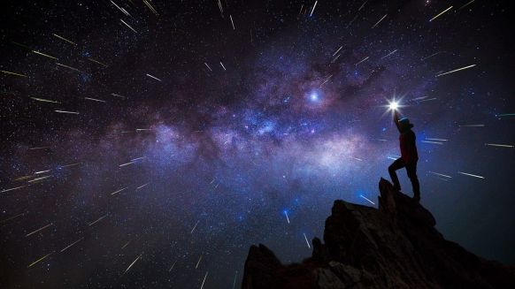 Stelle cadenti: aspettando San Lorenzo con il naso all’insù