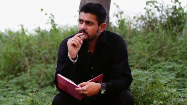 A chi consiglia non gli duole il capo