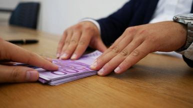 Chi crede senza pegno non ha ingegno