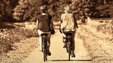 Accompagnati con chi è meglio di te, e fagli le spese