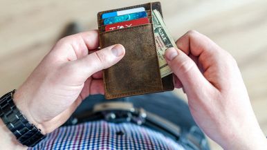La limosina si fa colla borsa, e non col bossolo