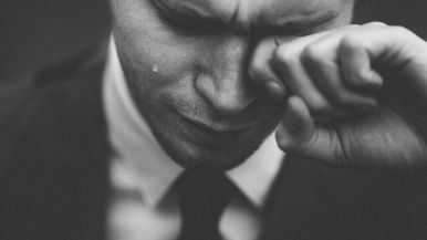 Chi è causa del suo male pianga sé stesso
