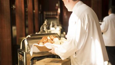 È meglio essere il primo a casa sua che il secondo in casa altrui