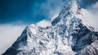 La neve che vien prima di Natale dura più dell’acciaio