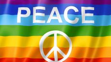 Perché la bandiera della pace ha i colori dell'arcobaleno?
