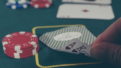 Val più un’oncia di sorte che cento libbre di sapere