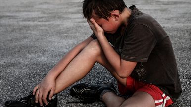 Né per ogni male al medico, né per ogni lite all’avvocato, né per ogni sete al boccale