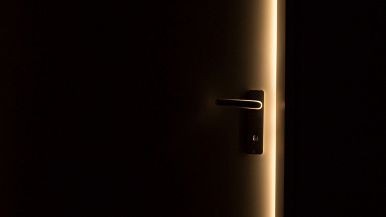 Non si serra mai una porta che non se n’apra un’altra