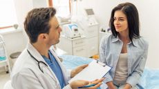 Perché dal dottore si dice 33?