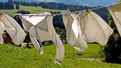 Moglie buona, fa la casa; cattiva, la disfà