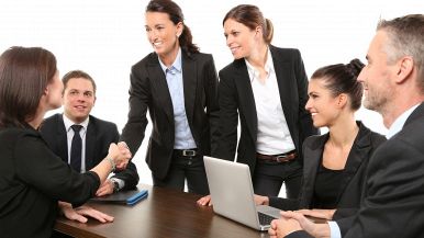 Sotto consiglio non richiesto gatta ci cova