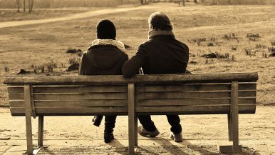 Parla poco e ascolta assai e giammai non fallirai