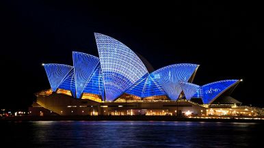 Roba buona si loda da se stessa