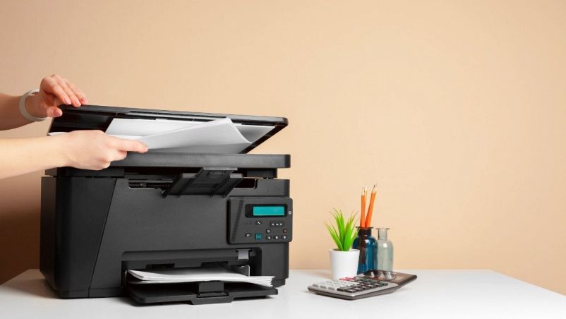 Epson EcoTank ET-M1140, la stampante dalle cartucce infinite a metà prezzo