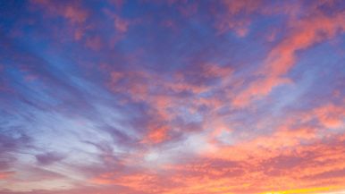 Significato e origini del proverbio Cielo rosso la mattina la pioggia è vicina