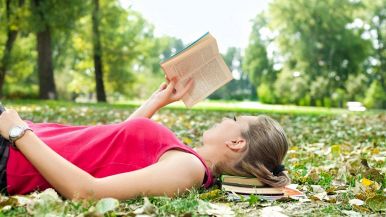 Dio ti guardi da chi legge un libro solo: spiegazione