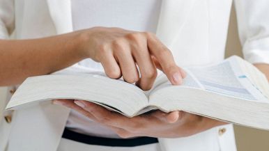 Dizionari dei sinonimi e dei contrari su Amazon: quale comprare