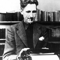 Lo scrittore George Orwell