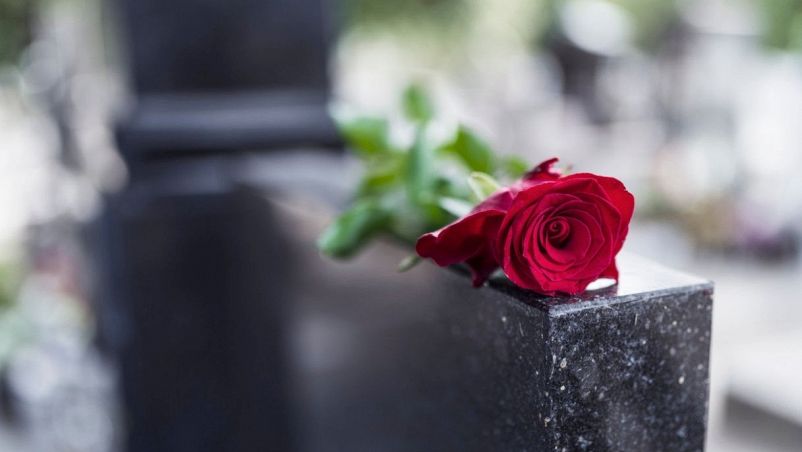 La morte ci rende uguali nella sepoltura, disuguali nell'eternità: significato