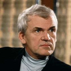 Chi era Milan Kundera, un filosofo in prestito alla letteratura