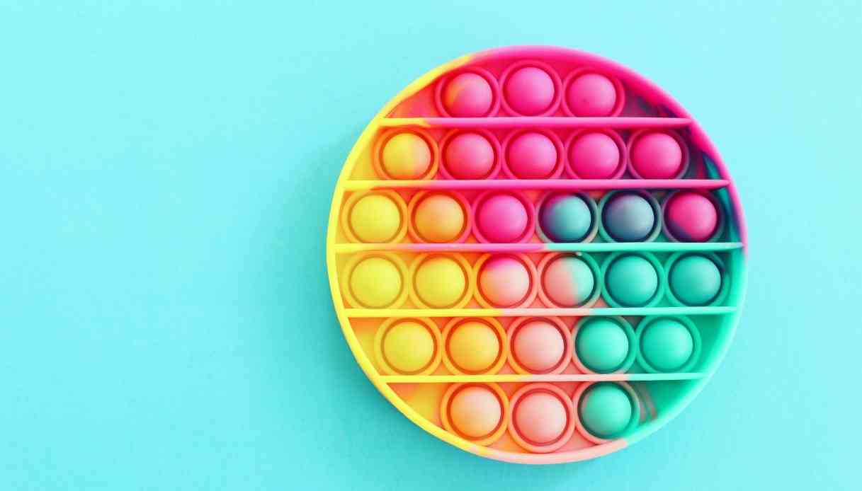 Pop it, l'antistress per bambini e adulti tutto colorato