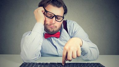 Voglia di lavorar saltami addosso, lavora tu per me che io non posso