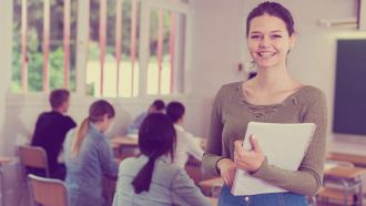 insegnante sorridente