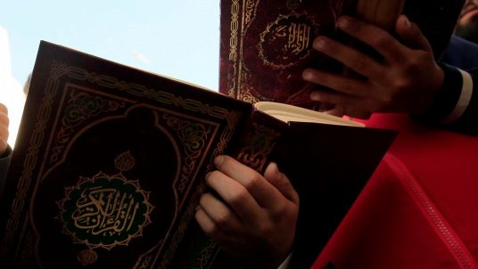 Ramadan a scuola, polemica a Milano: le indicazioni agli studenti