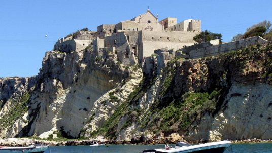 Scuola negata alle isole tremiti